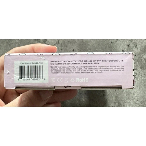 Impressions Hello Kitty "Supercute Signature" Compact 3X Magnified Mirror PINK - Picture 6 of 6